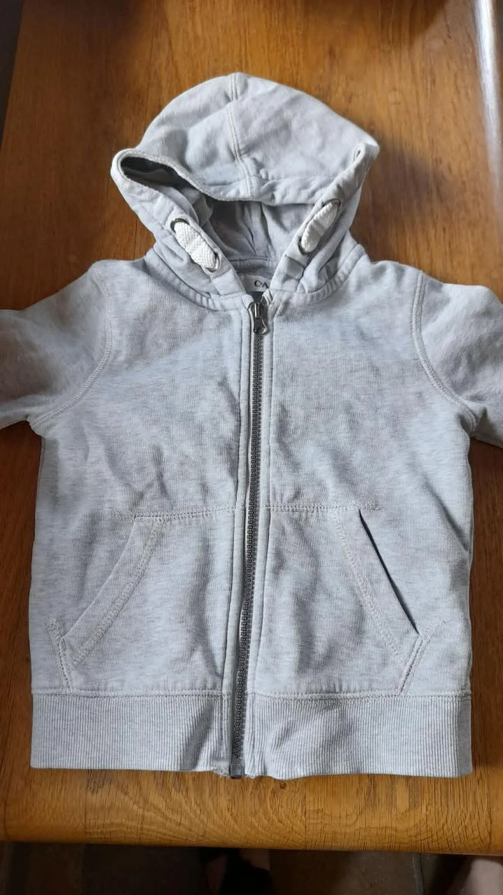 Sweat zippé à capuche Taille 3-4 ans